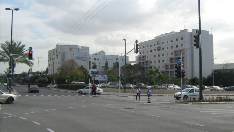 נאות אפקה (אורי, ויקימדיה)