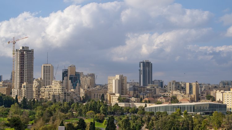 בנייה לגובה בירושלים (שאטרסטוק) 
