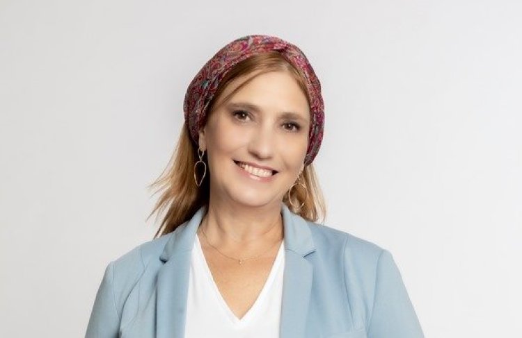 השמאית מירי רימון (שני כותרת)